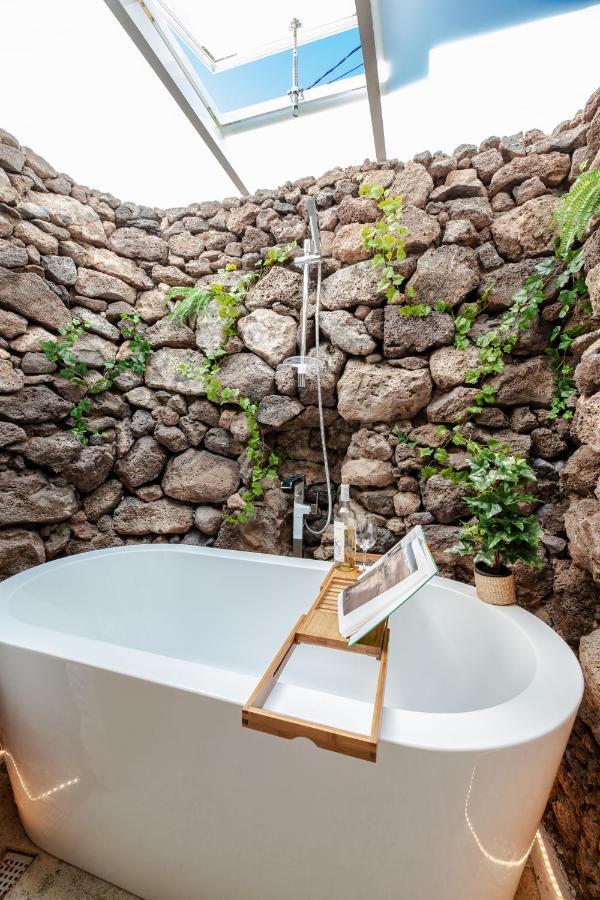 "New" Deluxe Designer Villa Infinity, With Panoramic Sea Views,Own Exclusive Heated Private Pool, Subtropical Gardens Tias Bagian luar foto